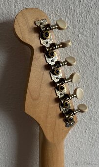 Mini elektrická gitara - 6