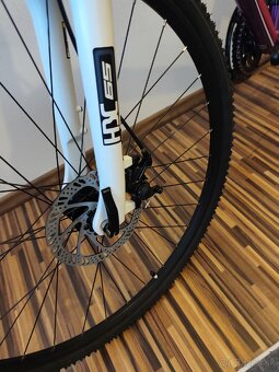 Nový dámský bike 155-170 cm - kotúčové brzdy - 6