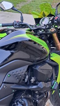 KAWASAKI Z750R. ROK.VYR. 2012. - 6