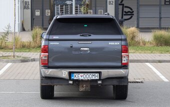Toyota Hilux z roku 2014 - 6
