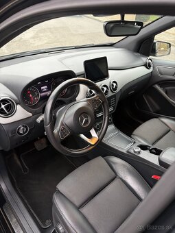 Mercedes - Benz B - 6