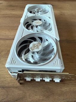 ASROCK Radeon RX 9070 XT Steel Legend 16G - 6