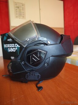 Preklapacia prilba LS2 - 6