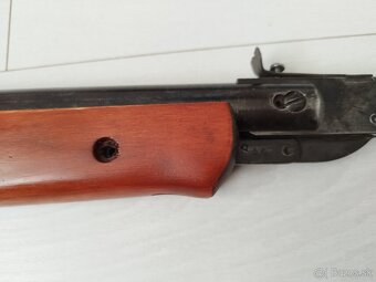 Predám vzduchovku IZ 22 - 6