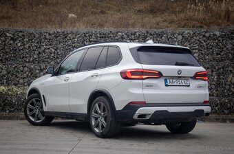 BMW X5 xDrive 45e 210kW AT/8 2020 - 6