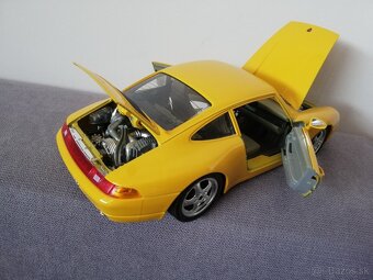 1:18 PORSCHE 911 Bburago - 6