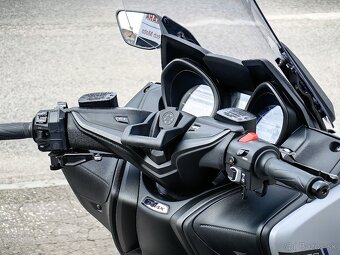 Yamaha TMAX 560 2022 - 6