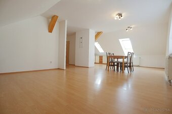2i byt - 82 m², v cene Parking, pivnica - ďalších 25 m² - 6