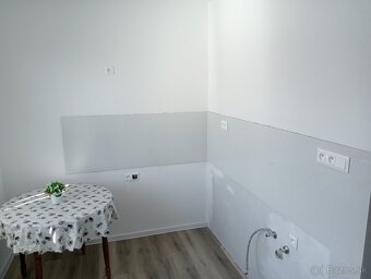 Predám 1.izbovy byt banovce nad bebravou.REALITKY NEVOLAT - 6