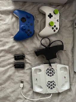 Xbox series S + prislušenstvo - 6