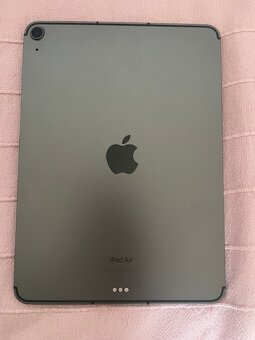 Predám tablet Ipad Air 5 generácie 64GB - 6