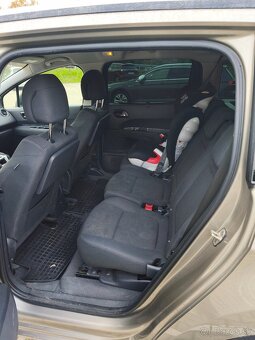 Peugeot 5008 - 6