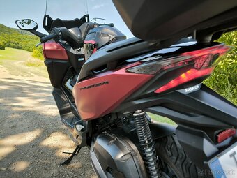 Honda Forza 125 cc - 6