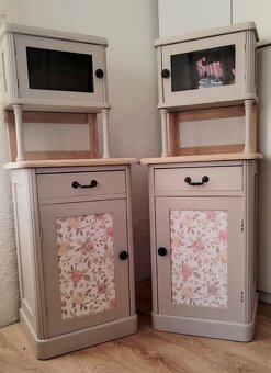 Vintage nočné stolíky na chalupu - 6