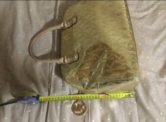 Predám zlatú kabelku Michael Kors - 6