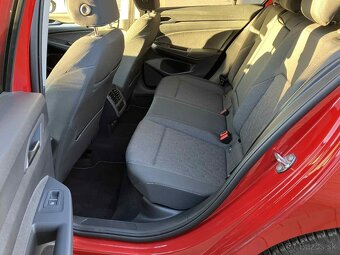 Volkswagen Golf 8 facelift  2.0 TDI 85kW. 10/2024 - 6