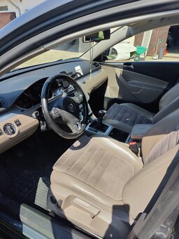 VW Passat Variant 2.0 TDI CR Highline - 6