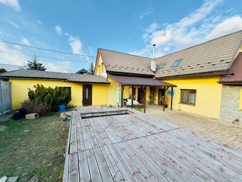 ZNÍŽENÁ CENA  EXKLUZÍVNY RD, 6 IZBOVÝ RODINNÝ DOM, 300 - 6
