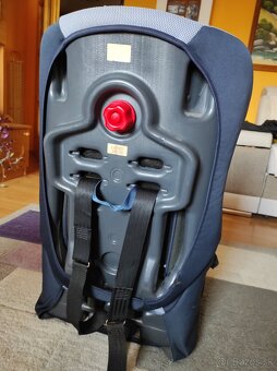 Predám autosedačku od 10 do 36 kg - 6