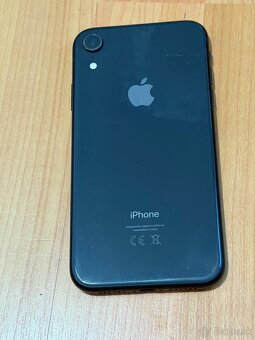 Predám Apple IPhone XR 64GB Black Minimálne Známky - 6