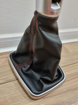 Kožená GTI radiaca paka - golfová loptička - 6