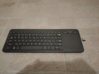 HTPC + TV monitor - 6