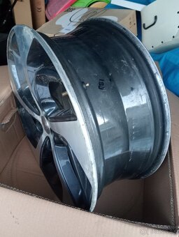 Predám originál elektróny Hyundai R19 - 6