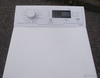 Predám 2-ROČNÁ plnefunkčná, automatická práčka ELECTROLUX - 6