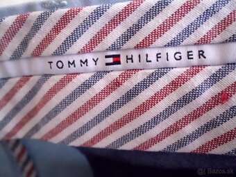 Tommy Hilfiger pánske krátke chino nohavice L - 6