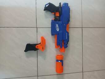 Predám elektrické pištole nerf stryfe - 6