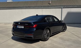 Bmw750i - 6