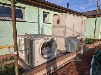 Predám tenisovú nafukovaciu halu 36 × 18 m - 6