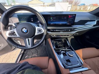 2024 BMW X5 M60i - 6