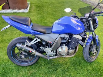 Kawasaki Z750 - 6