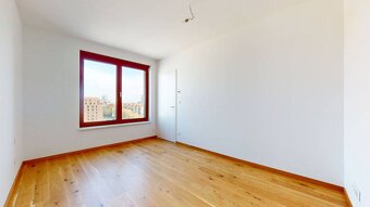 ZWIRNZERÁT | SLNEČNÝ 2 IZB. BYT S KOBKOU, BALKÓNOM A PARKOVA - 6