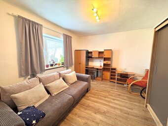 Na predaj- 3i dom s terasou a záhradou N. Zámky /20 km/ - 6