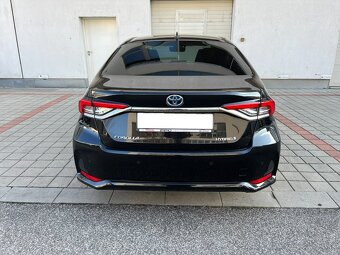 Toyota Corolla sedan 1.8 Hybrid e-CVT Comfort Tech Style - 6