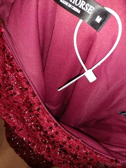 Prekrásne nové spoločenské šaty - 6