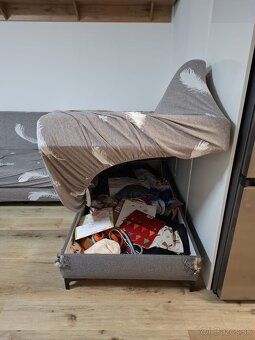 Darujem za odvoz gauč - 6