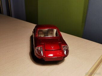 Corgi toys Mini Marcos GT Golden Jack - 6