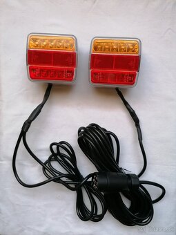 Predám zadné prenosné svetlá magnetické dynamické bezkáblov - 6