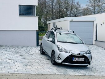 Predám Toyota Yaris 1,5 benzín - 6