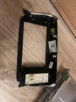 Originálne autorádio Peugeot 2008 - 6