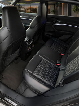 Audi e-tron 2022 - 6