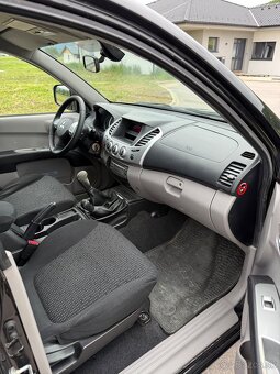 Mitsubishi l200 2,5 DID 131 kW - 6