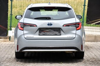 Toyota Corolla Combi TS 1.8 HYBRID E-CVT SR 2022 DPH - 6