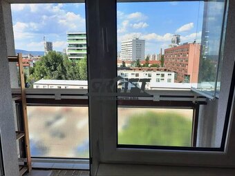 2-izb. priestranný byt Košická ul. – Bratislava - 6