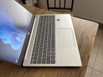 HP/Notebook/4GB RAM DDR5/128GB NVMe SSD/Intel HD (2GB) biely - 6