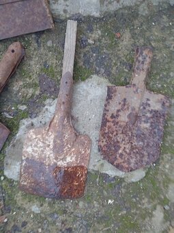 Staré vojenské lopatky - 6