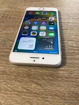 iPhone 8 / 64GB Biely / TOP stav - 6